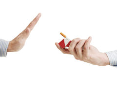 Cнюс – как способ борьбы с курением